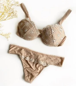 Neu mit Etikett INTIMISSIMI BH EU 75B USA UK 34B Slip M Beige Nude BH - Bild 1 von 7