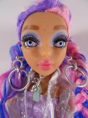 Meerjungfrau Puppe Farbwechseleffekt Kishiko Wimpern Sommersprossen  rar (16695) - Bild 1 von 4