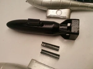 3 Schaumstoff Dummy Bomben RC Hubschrauber Flugzeug - Bild 1 von 5