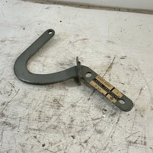 New OEM Nissan 65401H8501 Right Hand Hood Hinge Fits 1973-76 Datsun 610 710 - Foto 1 di 8