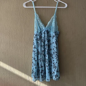 Shein blau Mesh Teddy Dessous Kleid Schlaf Babydoll schwarz Blumen Spitze Gr. Small - Bild 1 von 10