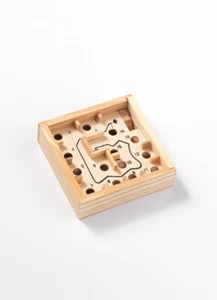 Wooden mini labyrinth game - Picture 1 of 1