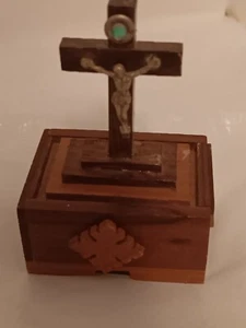 Wood Crucifix Box Tiny With miniature Prayer Beads Inside Mexico Pre-owned  - Picture 1 of 3
