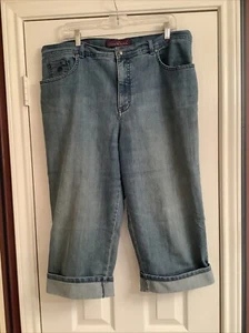 Gloria Vanderbilt Amanda Capri Womens Size 16 Rolled Cuff High-Rise Stretch - Picture 1 of 5