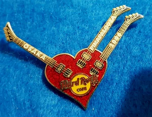 OSAKA 2006 TRIPLE NECK HEART STEVE VAI IBANEZ EVENT GUITAR Hard Rock Cafe PIN LE - Picture 1 of 1