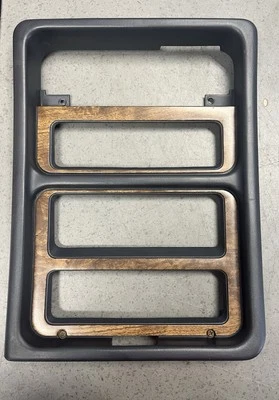 Mercury Cougar 1985-1988 tablero bisel embellecedor radio clima envolvente OEM | 062025A Foto 1 de 4