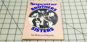 Superstar Brothers & Sisters by Roberta Plutzik 1980 PB Weekly Reader Book - Imagen 1 de 4