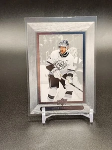 Anze Kopitar 2023-24 Upper Deck Extended Series #BH-15 2003-04 Beehive - Picture 1 of 2