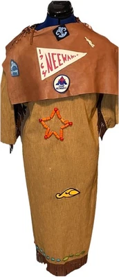 Raro Camp Fire Girls Regalia Camp Neeahlu con parches y alfileres adicionales de colección 1964 Foto 1 de 4