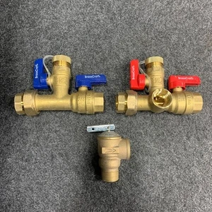 BRASSCRAFT Tankless Water Heater Service Valve Kit with Relief Valve 3/4" - Picture 1 of 11