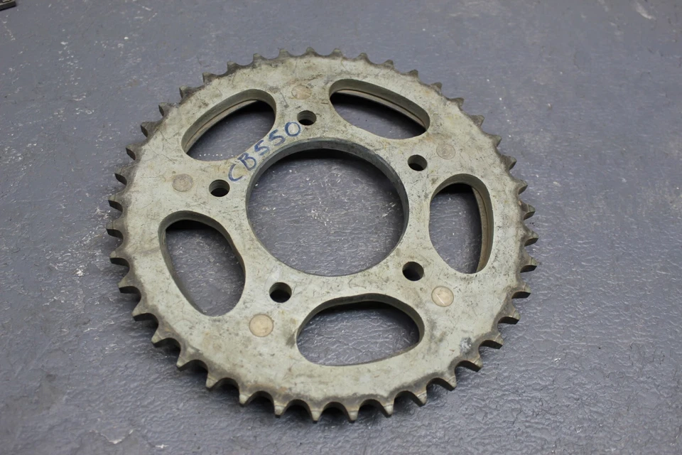 1974-1978 Honda CB550 OEM RODA DENTADA TRASEIRA 42T AÇO - Imagem 1 de 4