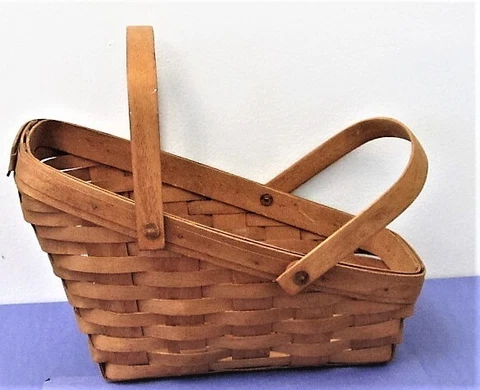 VINTAGE LONGABERGER HANDWOVEN VEGETABLE BASKET W/HANDLES 1990 Cover