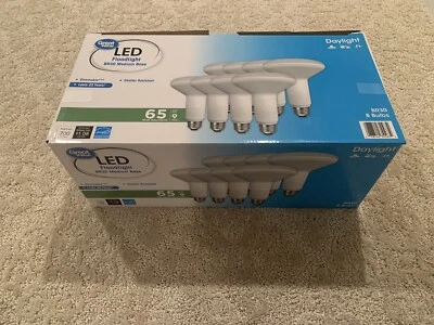 LED Floodlight BR30 Medium Base Daylight 8 Bulbs 700 Lumens Dimmable New in Box - Image 1 of 3