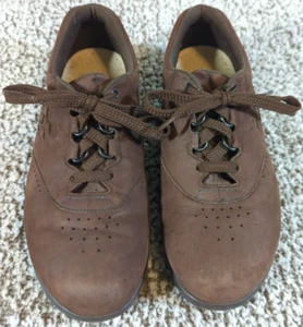 Zapatos cómodos Oxford con cordones de gamuza marrón SAS Free Time para mujer talla 7 - Imagen 1 de 8