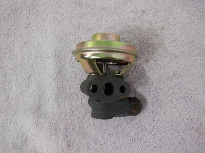 Válvula EGR de emisiones EGV882 para Nissan Frontier XE 2000-04 1998-2004 Xterra 2,4 L Foto 1 de 4