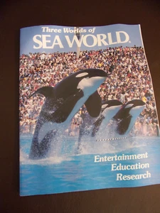 Three Worlds Of Sea World Souvenir Booklet 1980 - Picture 1 of 6