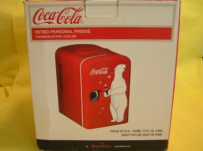 💕 FRIGORÍFICO PERSONAL COCA-COLA KOOLATRON KWC-4B TIENE CAPACIDAD PARA 6 LATAS AC SOLO ST135 3PT8 Foto 1 de 4