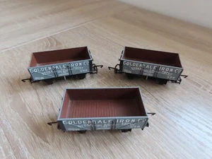 Hornby 7-Tablones Coldendale Iron Co 598 Vagón Abierto, Rastrillo de x3, Modelo Ferroviario - Imagen 1 de 5