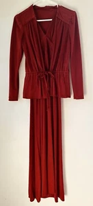Maxi vestido ajustado halter vintage de los años 70 color óxido cuello en V con chaqueta a juego - Imagen 1 de 10