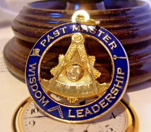 Masonic Pocket Watch Chain Fob 12ct Gold Plated & Blue Enamel Past Master Fob - Picture 1 of 7