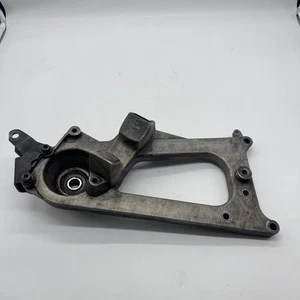 Peugeot Geopolis 400 Rs 2008 2012 - Support Bracket Rear Wheel - Picture 1 of 8