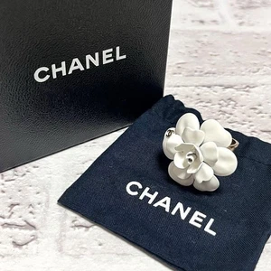 CHANEL Ring Camellia Flower White Coco Mark Size 13 Gold Accessory Used W/Box - Picture 1 of 12