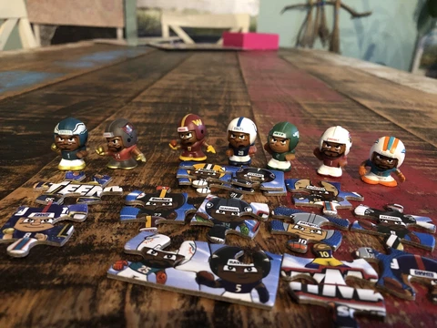 NFL Football Teenymates Series X (10) & Series 11- Lot Of 7 Figures & Puzzle Pcs Cover