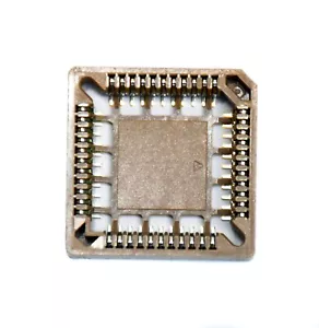 5 Stck. PLCC SMT SMD IC Buchse 44P Teilung 1,27 mm verzinnt Farbe = braun RoHS Taiwan - Bild 1 von 4