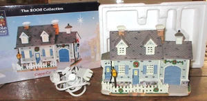 Casa Carole Towne Cape Cod 2006 iluminada edificio pueblo de Navidad 65425L sin usar, en caja - Imagen 1 de 11