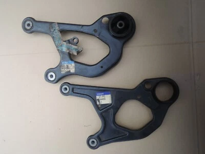 1993-97 VOLVO 850 Usado Original PAR DE SUPORTES DE MONTAGEM DO MOTOR Peça #9434433 9434434 - Imagem 1 de 4