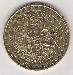 A 2017 TOKEN MEDAILLE MONNAIE DE PARIS -- 77 N°41 DISNEYLAND DISNEY 25 ANS   - Picture 1 of 2