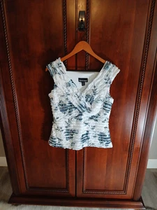 Frank Lyman Designs Women's Size 10 Sleeveless Blouse Stretchy Tiered Ruffles - Picture 1 of 9