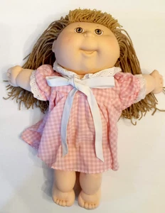 Cabbage Patch Kids 1ª Ed. Muñeca niña Pretty Crimp 'n Curl cabello/ojos castaño claro - Imagen 1 de 5