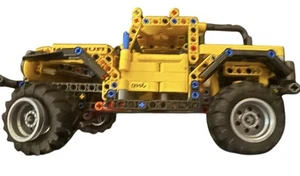 LEGO Technic Jeep Wrangler Rubicon Building Toy Car Vehicle Yellow Assembled - Picture 1 of 6