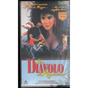 Un Diavolo Di Ragazza VHS Daniel M. Peterson Univideo - 0001 Sigillato - Picture 1 of 2