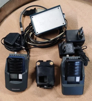 Swissphone Quattro 96 und Quattro XLS+ mit blauer LED und Programmieradapter FME - image 1 of 4