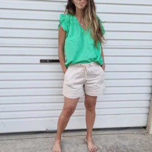 WAKEE DENIM COTTON SHORTS STONE BEIGE -SIZE 8-18 - Foto 1 di 3