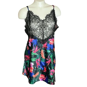Victoria’s Secret Unterkleid schwarz Spitze & Blumen Moonlit Tropic Negligee Gr. L neu mit Etikett - Bild 1 von 6