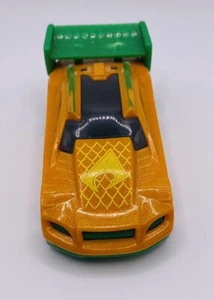 Macdonalds Hot Wheels 2016 con mecanismo de empuje hacia atrás - Imagen 1 de 7