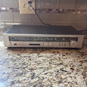 Sintonizzatore di ricerca automatica stereo AM/FM Sansui Classique T-700 funziona benissimo! - Foto 1 di 16