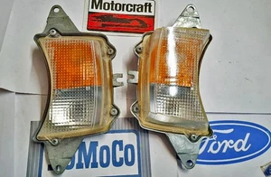 Pair New Genuine Front Indicator Sidelamps Mk2 Cortina 1600E/Lotus/Aston Martin - Picture 1 of 2
