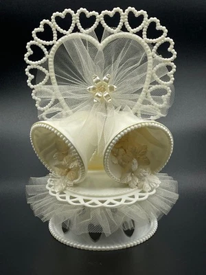 De Colección Boda Pastel Topper Blanco Encaje Tul Corazones Satinado Perla Campanas Plástico 9" Foto 1 de 4