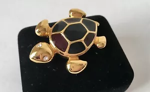 Vintage Red Green Enamel Sea Turtle Brooch Pin Gold Tone W Rhinestone Eyes - Picture 1 of 8