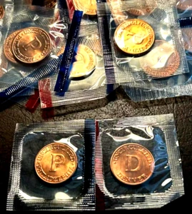 1998 P&D MINT TOKENS IN MINT SET CELLO (2 coins) - Picture 1 of 1