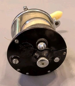 BONITO CARRETE VINTAGE PENN PEER 209  - Imagen 1 de 11