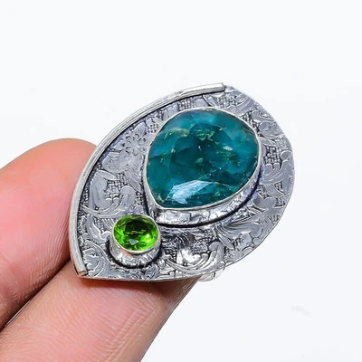 Emerald Simulated Gemstone Handmade 925 Sterling Silver Jewelry Ring Size 6 - Image 1 of 4