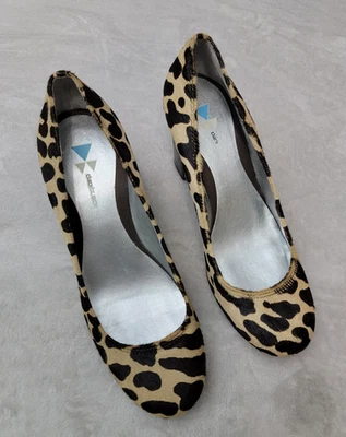 daniblack Pumps Womens 7.5M Faux Animal Hair Round Toe High Block Heel Shoes - Image 1 of 4