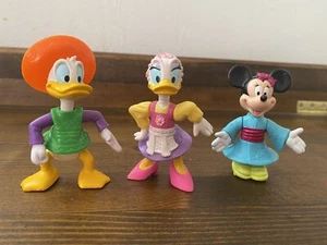 Disney Epcot Center Donald Duck And Daisy Duck Poseable Figurine Vintage Dancing - Picture 1 of 1