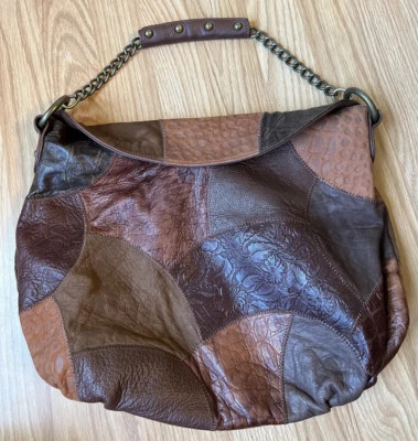 Bolso Hobo Patchwork Carlos Falchi CHI Diseñador Cuero Repujado En Excelente Estado Foto 1 de 4