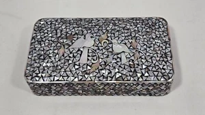 VINTAGE Mother Of Pearl Inlaid Mosaic W/ Doves Wooden Box Trinket Desk Velvet - Picture 1 of 11
